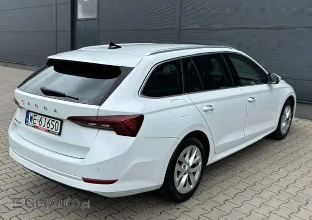 SKODA Octavia 2.0 TDI Style DSG