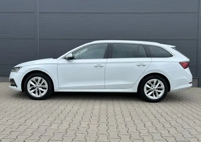 SKODA Octavia 2.0 TDI Style DSG