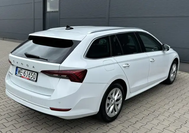 SKODA Octavia 2.0 TDI Style DSG