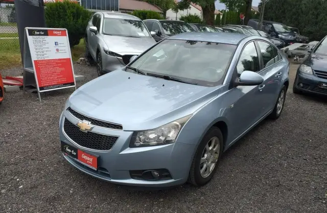 CHEVROLET Cruze 