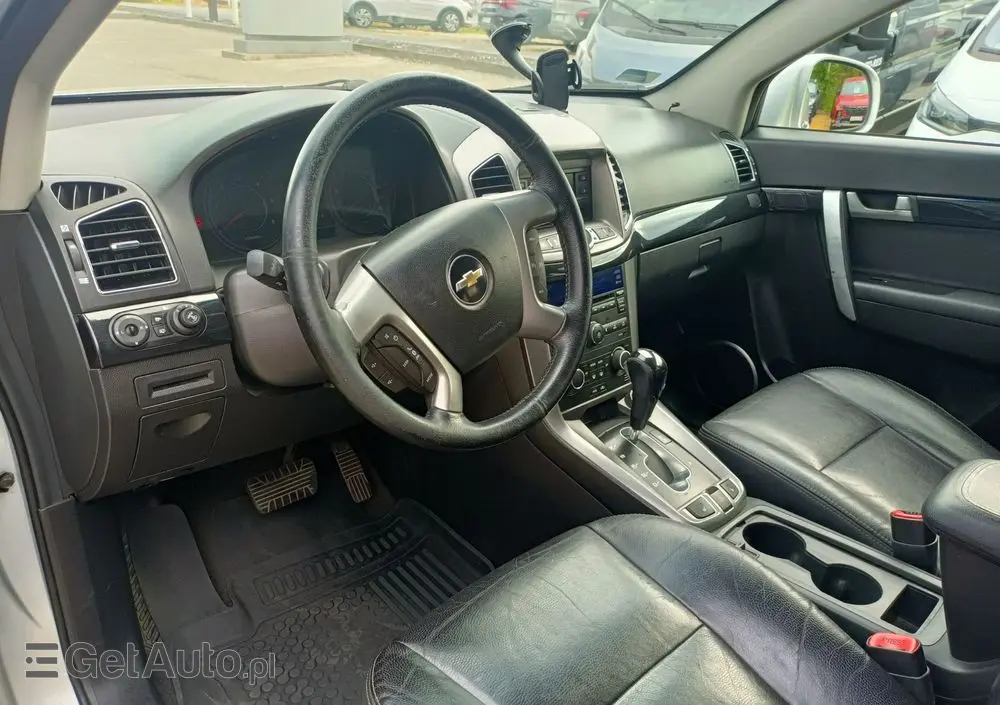 CHEVROLET Captiva 2.2 d LTZ
