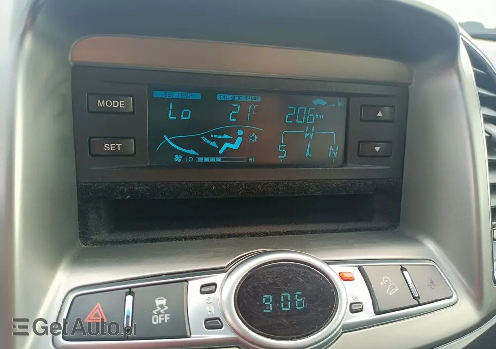 CHEVROLET Captiva 2.2 d LTZ