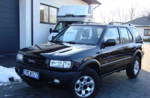 OPEL Frontera 2.2 DTI (115 KM) 4x4