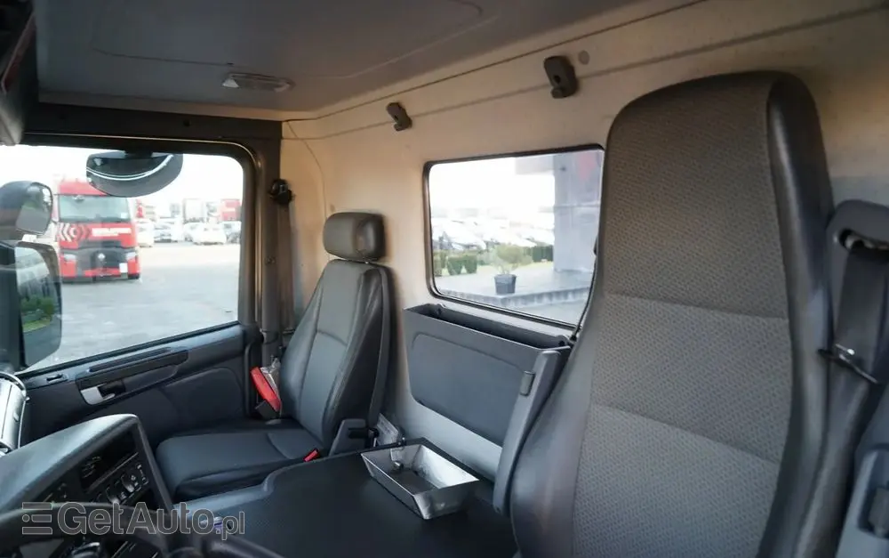 SCANIA P 280 / 4X2 / RAMA - 4,9 M / + HDS HMF 635 / UDŹWIG 1 500 KG / MAX WYSÓW 6,9 M / CHWYTAK / 