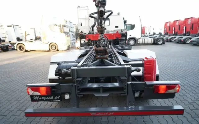 SCANIA P 280 / 4X2 / RAMA - 4,9 M / + HDS HMF 635 / UDŹWIG 1 500 KG / MAX WYSÓW 6,9 M / CHWYTAK / 