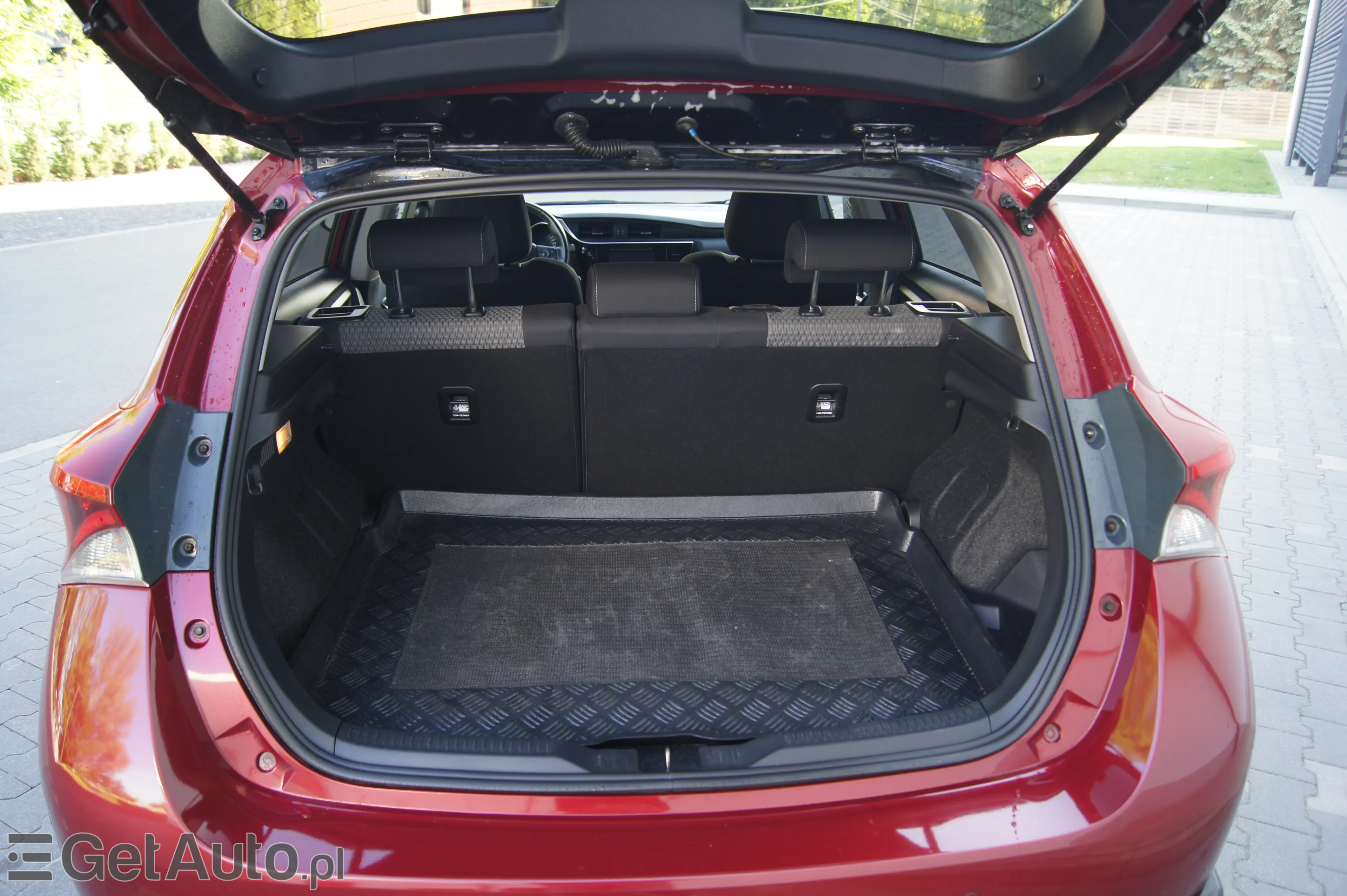 TOYOTA Auris Selection