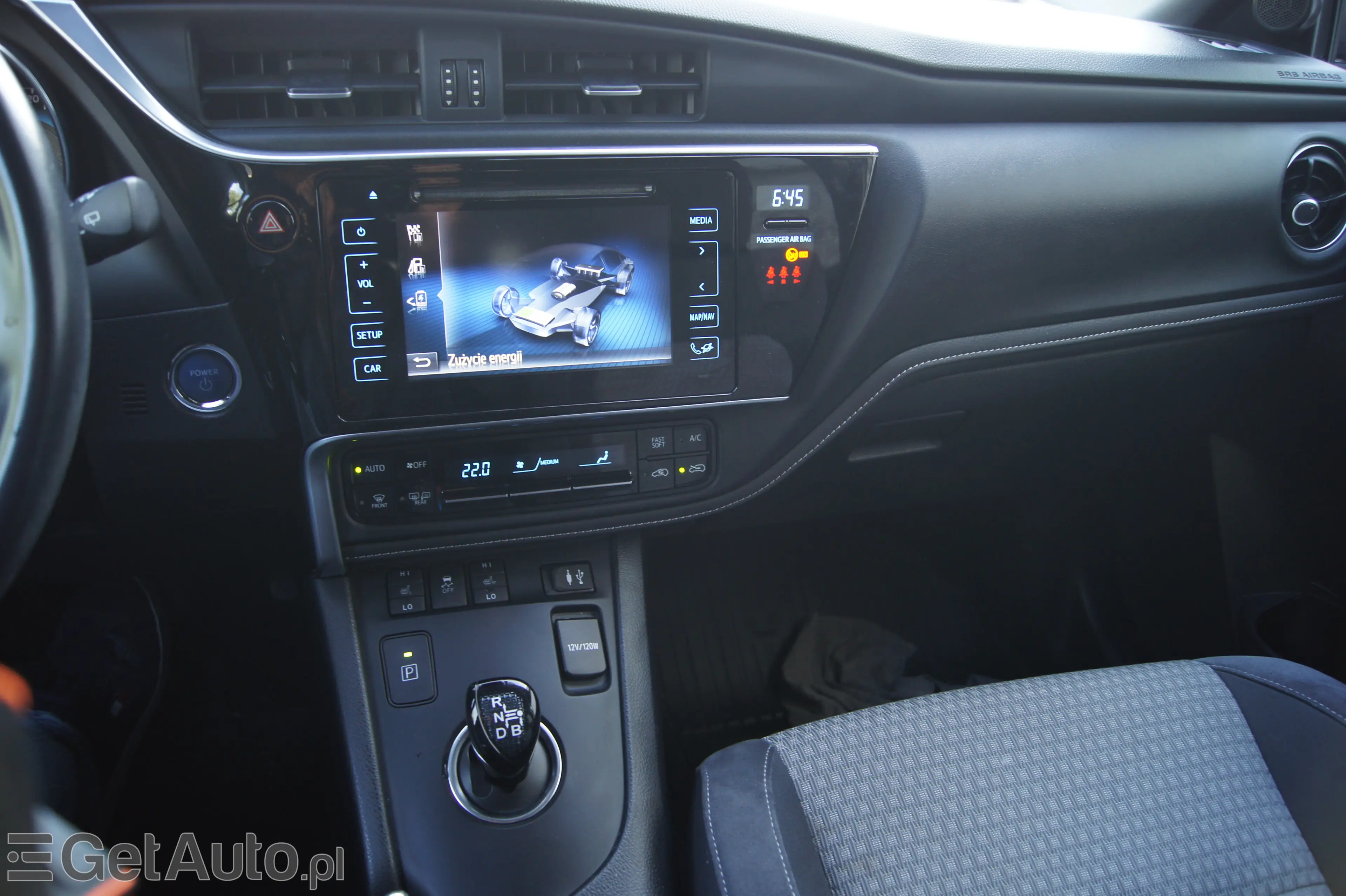 TOYOTA Auris Selection