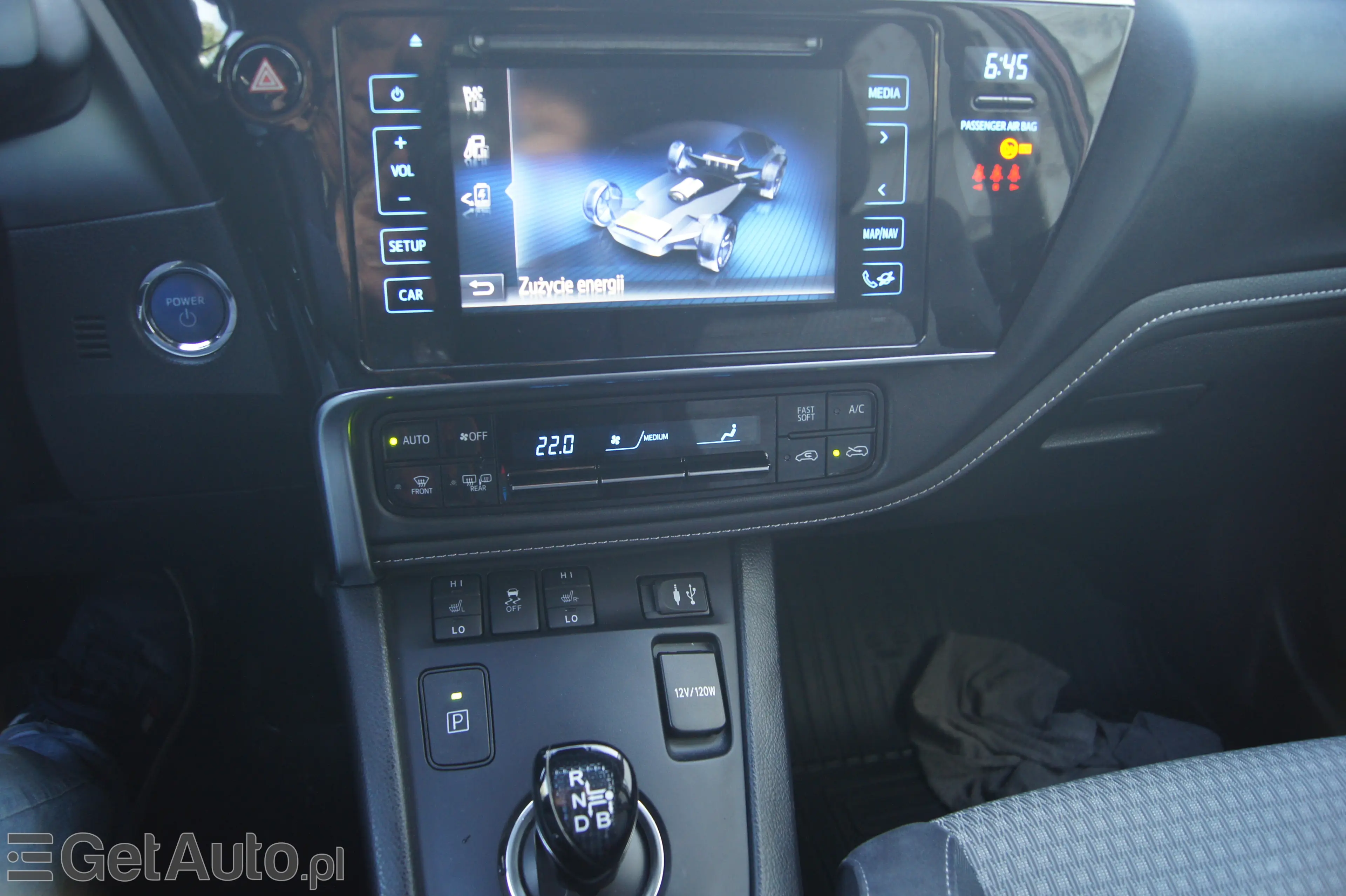 TOYOTA Auris Selection