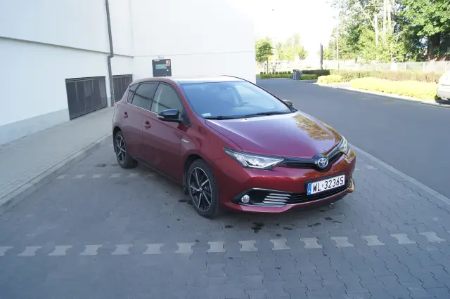 TOYOTA Auris Selection
