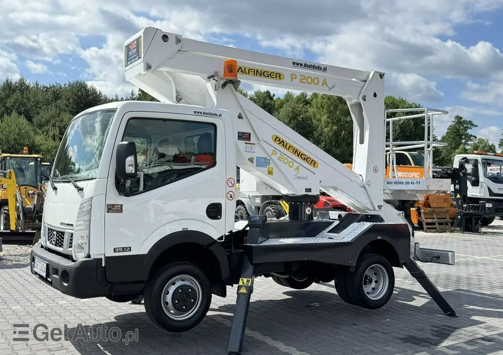 NISSAN Cabstar 
