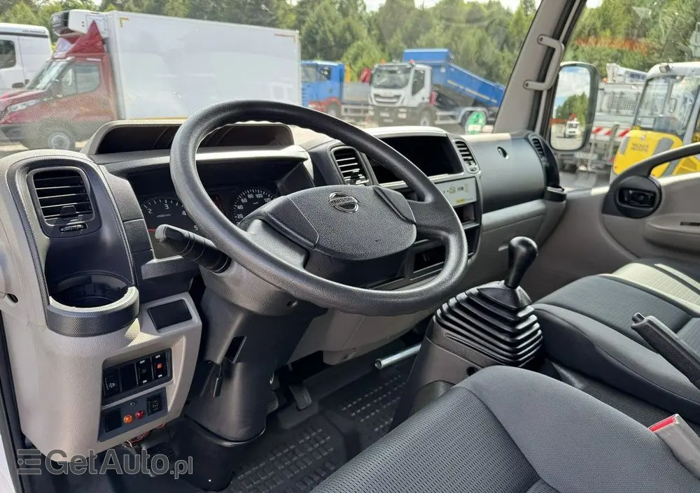 NISSAN Cabstar 