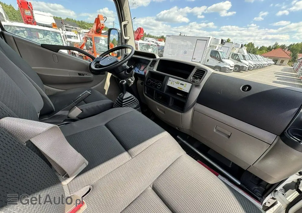 NISSAN Cabstar 
