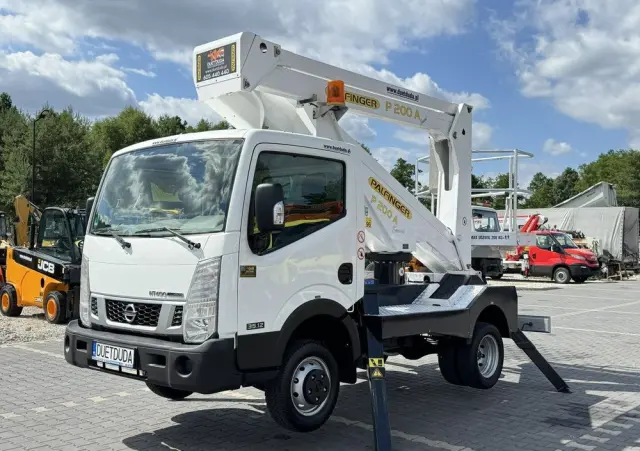 NISSAN Cabstar 