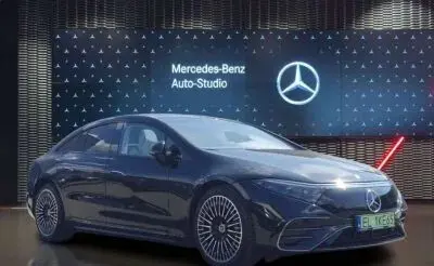 MERCEDES-BENZ EQS 