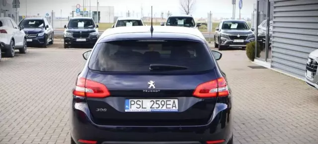 PEUGEOT 308 