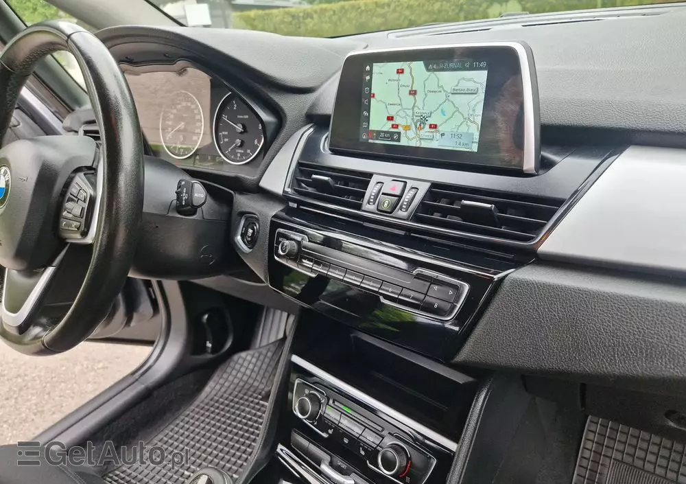 BMW Seria 2 216d Gran Tourer Luxury Line