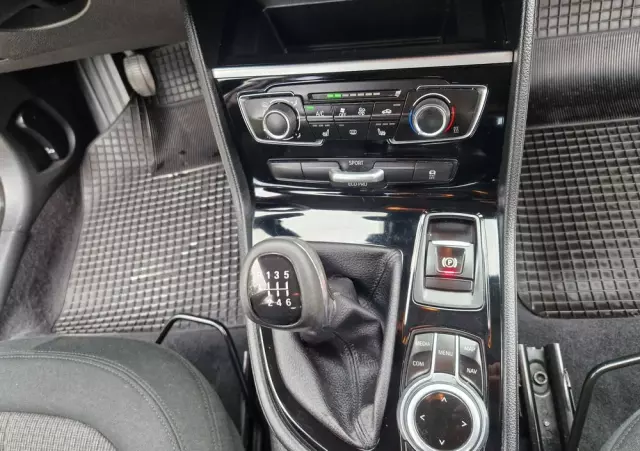 BMW Seria 2 216d Gran Tourer Luxury Line