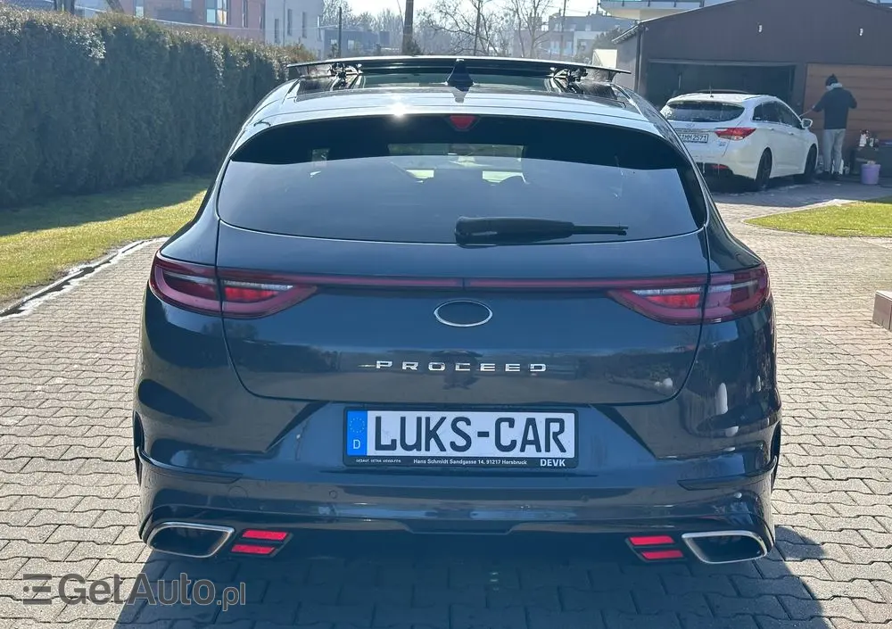 KIA ProCeed 1.6 T-GDI GT