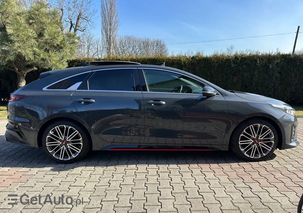KIA ProCeed 1.6 T-GDI GT