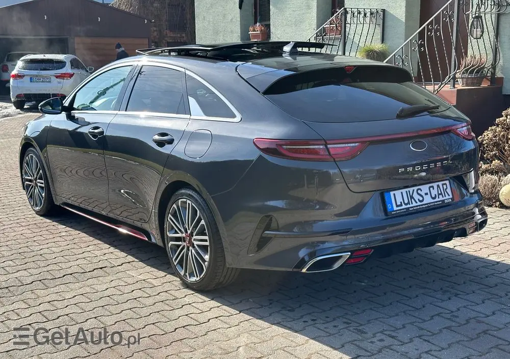 KIA ProCeed 1.6 T-GDI GT