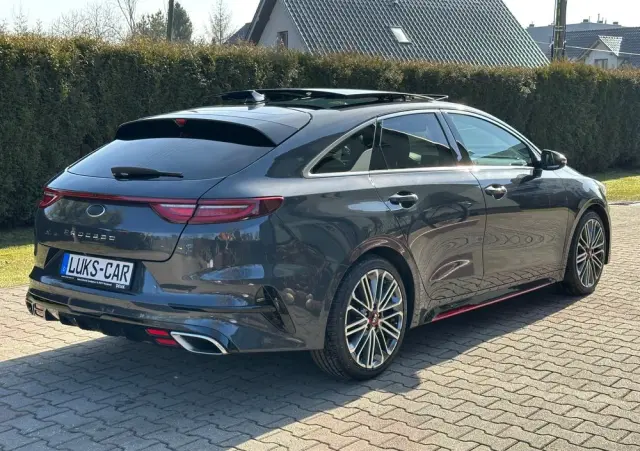 KIA ProCeed 1.6 T-GDI GT