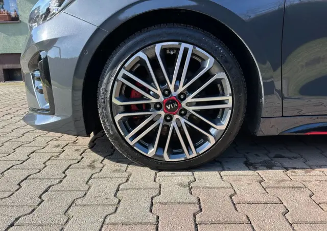 KIA ProCeed 1.6 T-GDI GT