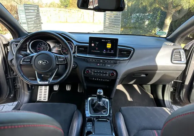 KIA ProCeed 1.6 T-GDI GT