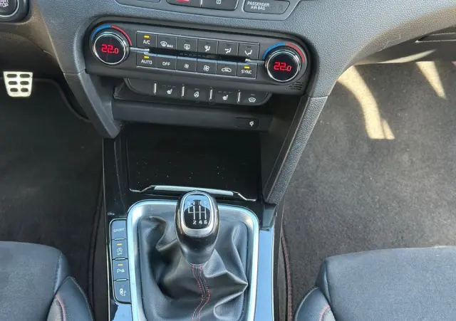 KIA ProCeed 1.6 T-GDI GT