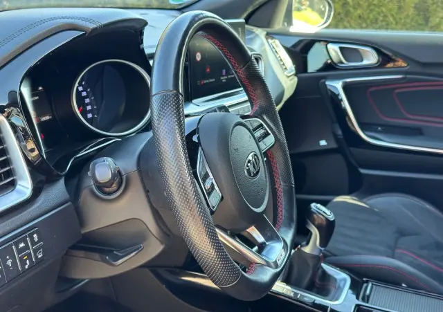 KIA ProCeed 1.6 T-GDI GT