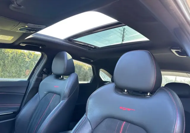 KIA ProCeed 1.6 T-GDI GT