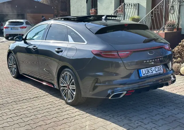 KIA ProCeed 1.6 T-GDI GT