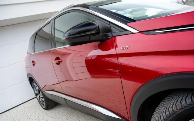 PEUGEOT 5008 1.6 PureTech GT Pack S&S EAT8