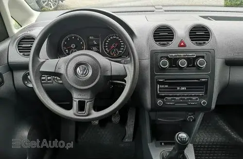 VOLKSWAGEN Caddy California 