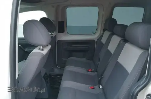VOLKSWAGEN Caddy California 