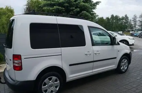 VOLKSWAGEN Caddy California 