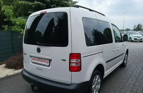 VOLKSWAGEN Caddy California 