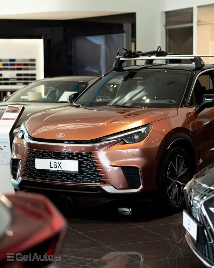 LEXUS LBX 1.5 Hybrid Cool