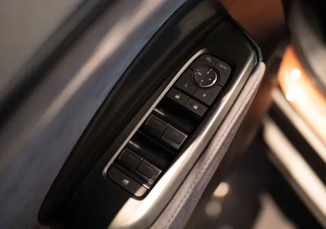 LEXUS LBX 1.5 Hybrid Cool