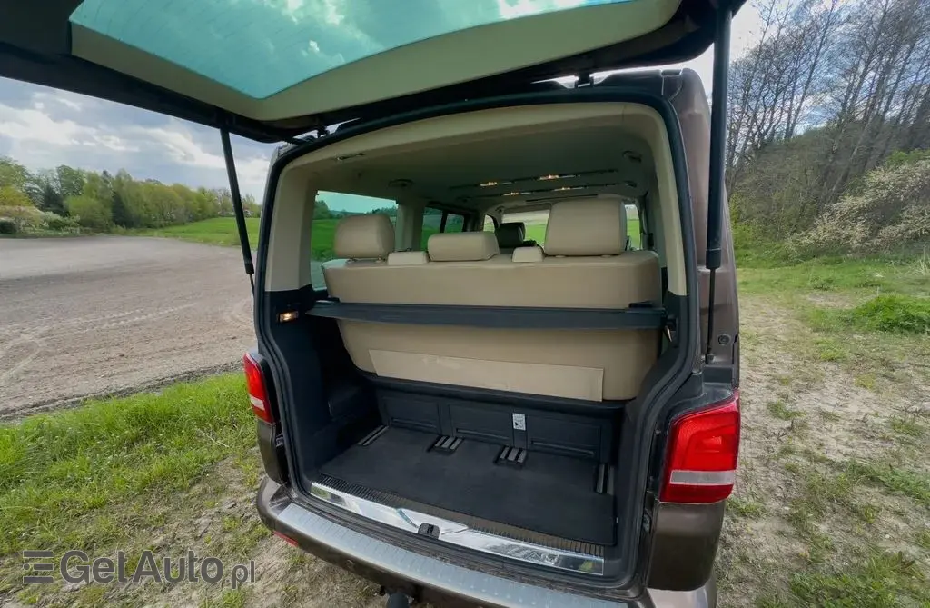 VOLKSWAGEN TRANSPORTER 