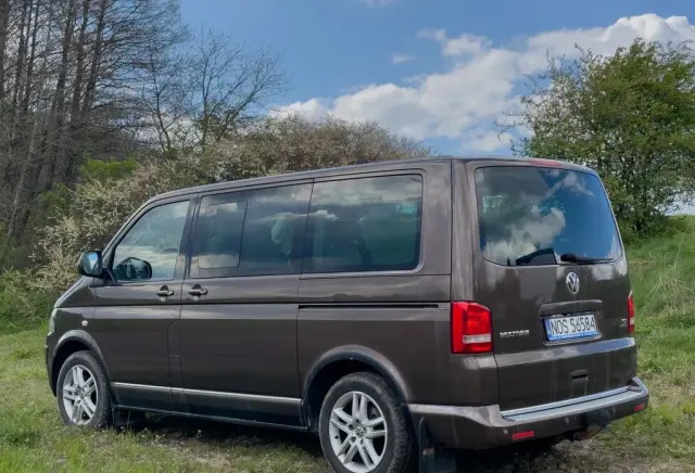 VOLKSWAGEN TRANSPORTER 
