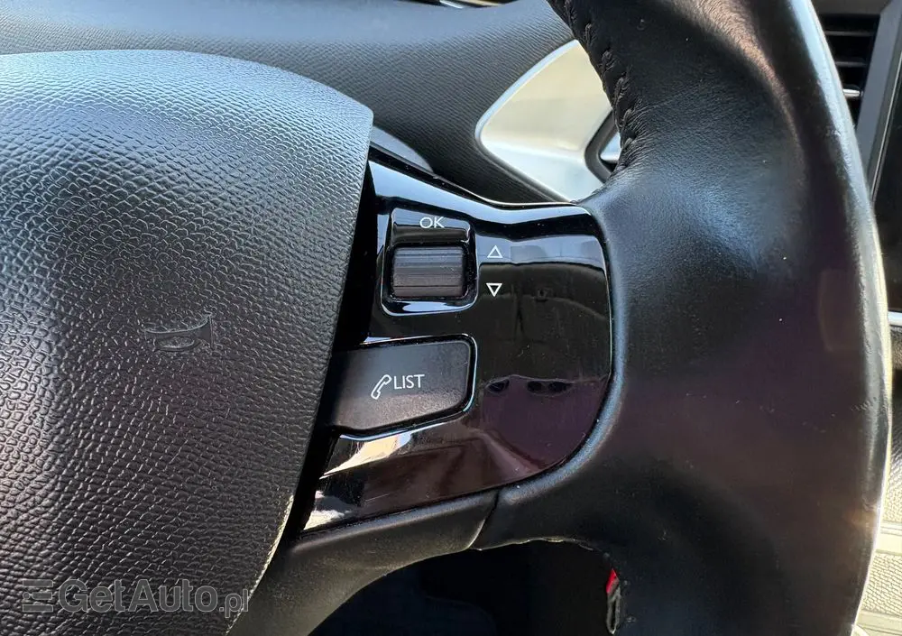 PEUGEOT 308 1.5 BlueHDi Allure Pack S&S