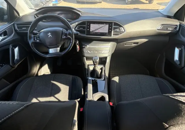 PEUGEOT 308 1.5 BlueHDi Allure Pack S&S