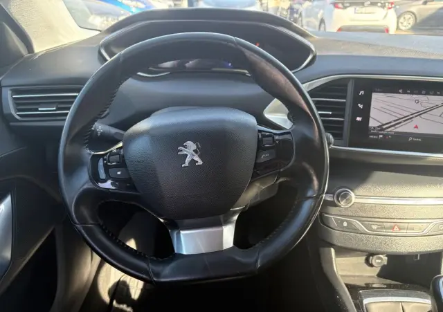 PEUGEOT 308 1.5 BlueHDi Allure Pack S&S