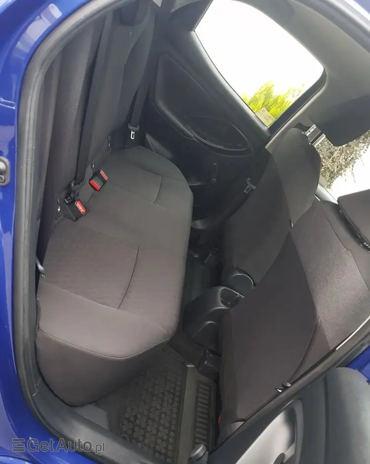 TOYOTA Yaris 1.5 Comfort