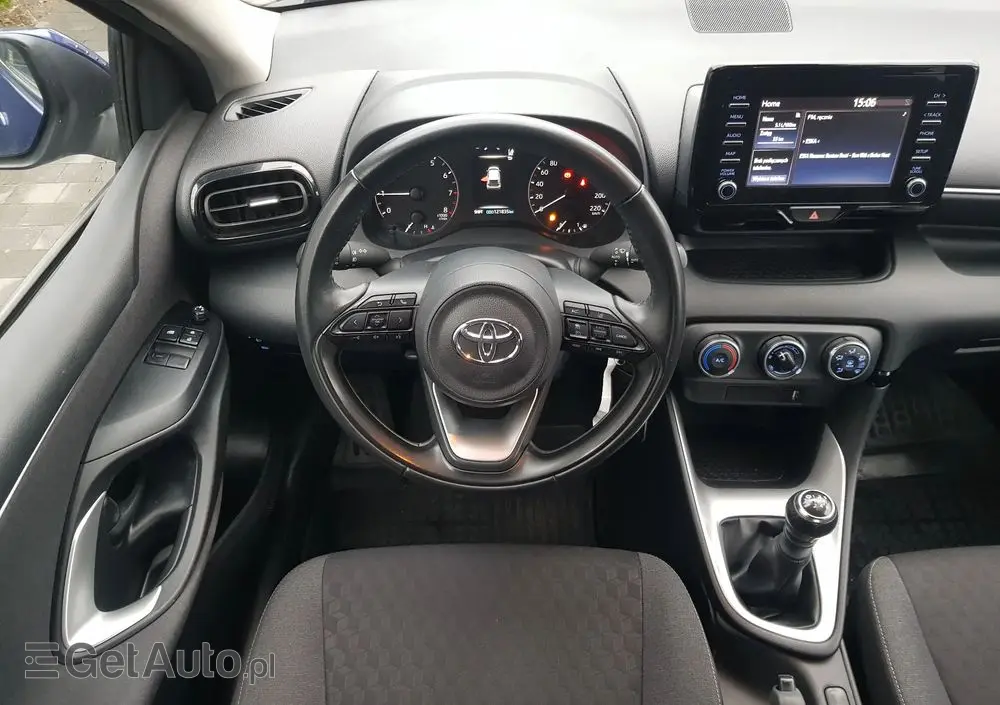 TOYOTA Yaris 1.5 Comfort