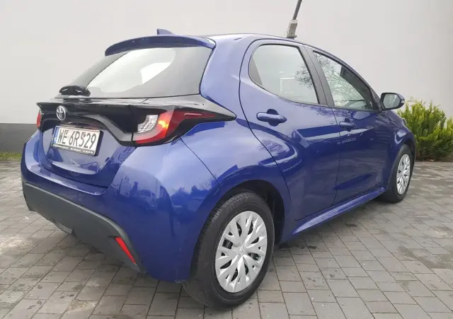 TOYOTA Yaris 1.5 Comfort