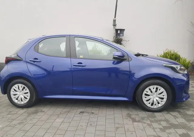 TOYOTA Yaris 1.5 Comfort