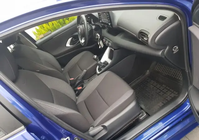 TOYOTA Yaris 1.5 Comfort