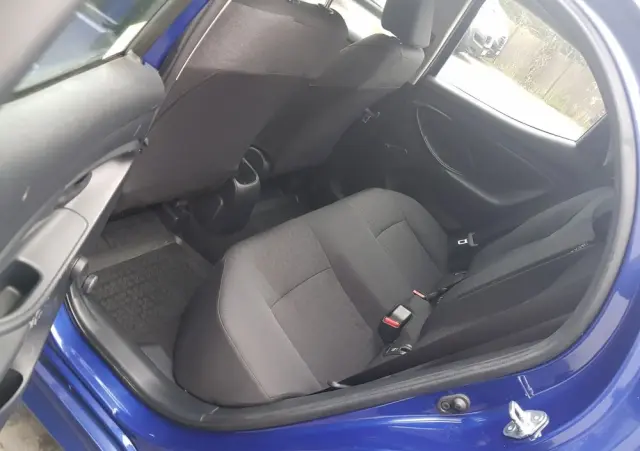 TOYOTA Yaris 1.5 Comfort
