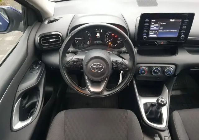 TOYOTA Yaris 1.5 Comfort